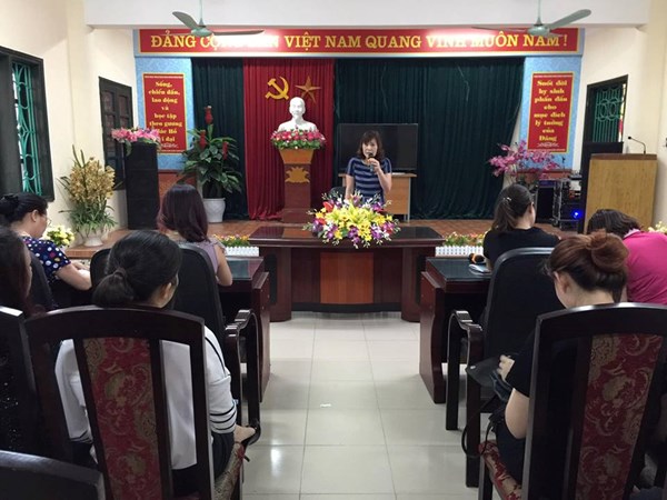 Trường Mầm non Long Biên tổ chức họp Ban phụ huynh học sinh cuối năm học 2016-2017.